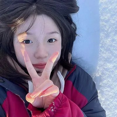 满门恋爱脑，唯有小师弟正的发邪