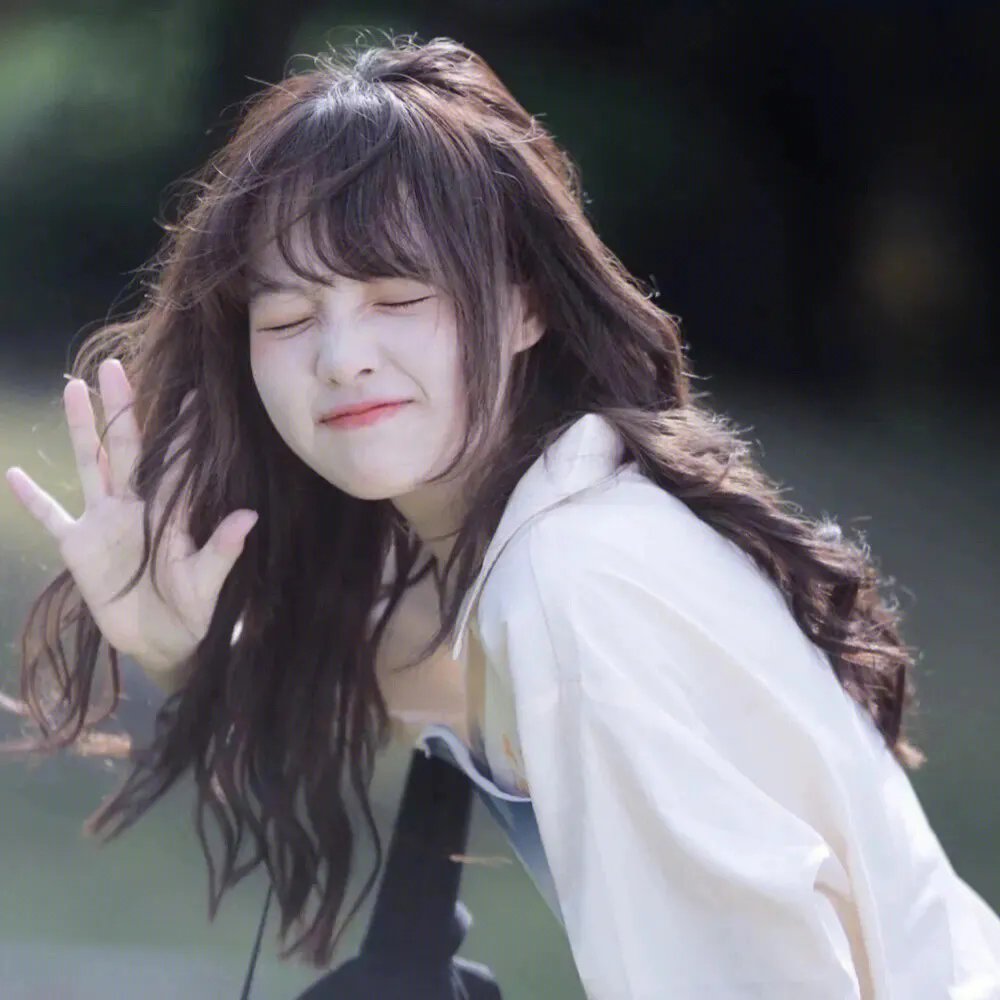 台风圈里的女人